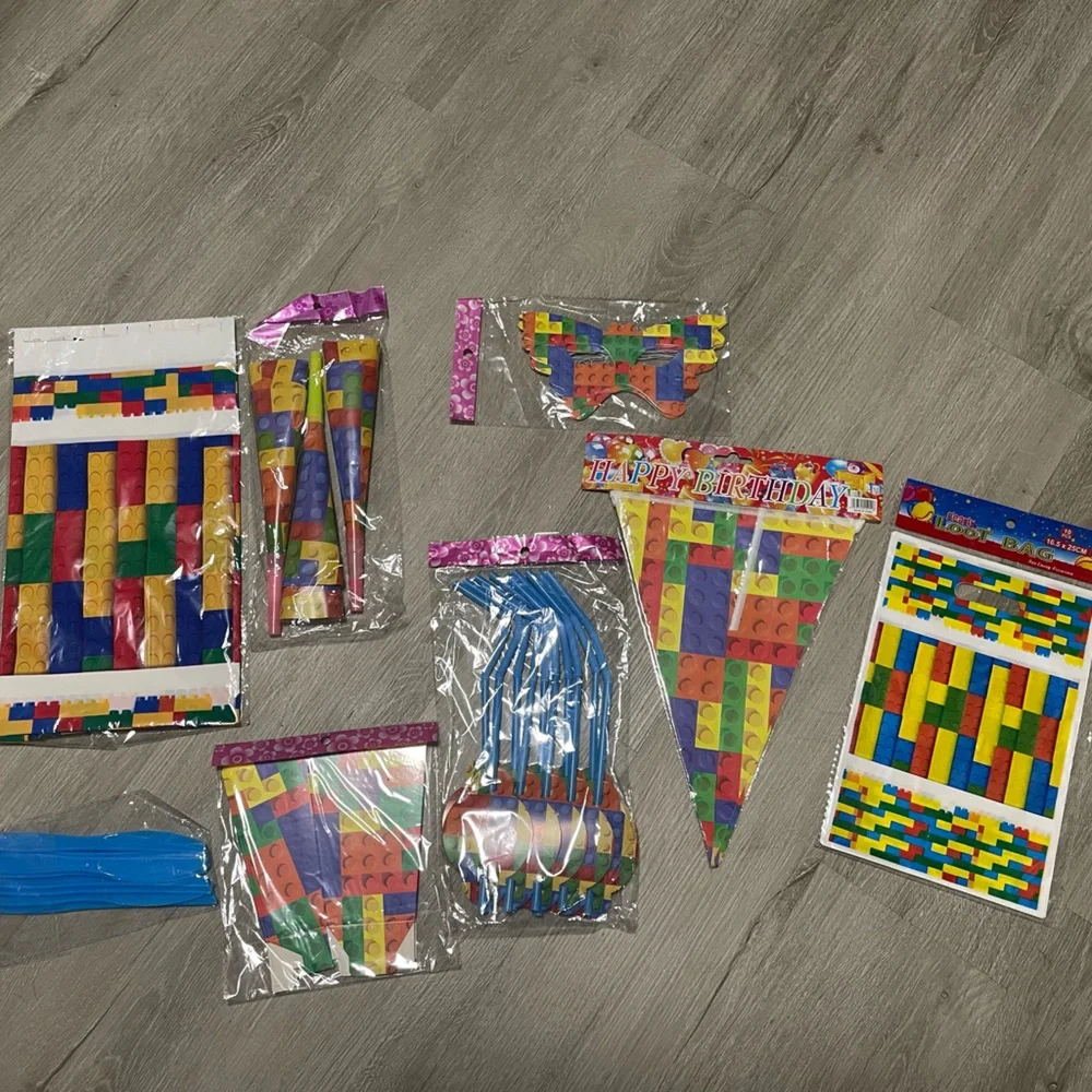 ***2/$15*** Bundle of Party supplies